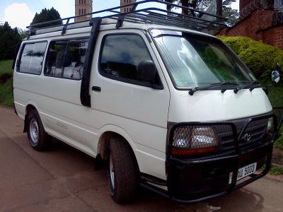 Self drive car rental Kampala>Uganda 4x4 car hire>Minivan taxi hire Uganda