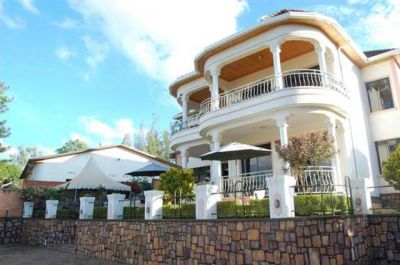 Step Town Motel Kigali Rwanda>Step Town Hotel Kigali