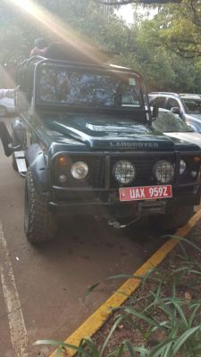 Uganda Landrover 4x4 for self drive hire Kampala>Rwanda 4x4 car self drive