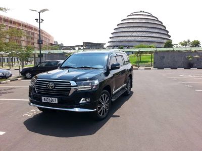 Kigali Airport 4x4 car hire>Rwanda 4x4 car hire.