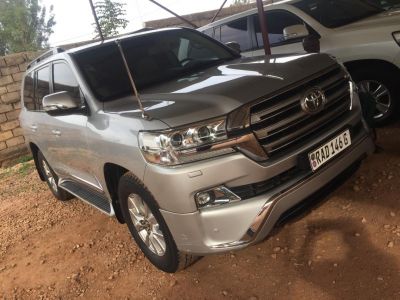 4x4 self drive Car Rental~Kampala~Kigali 4x4 car hire